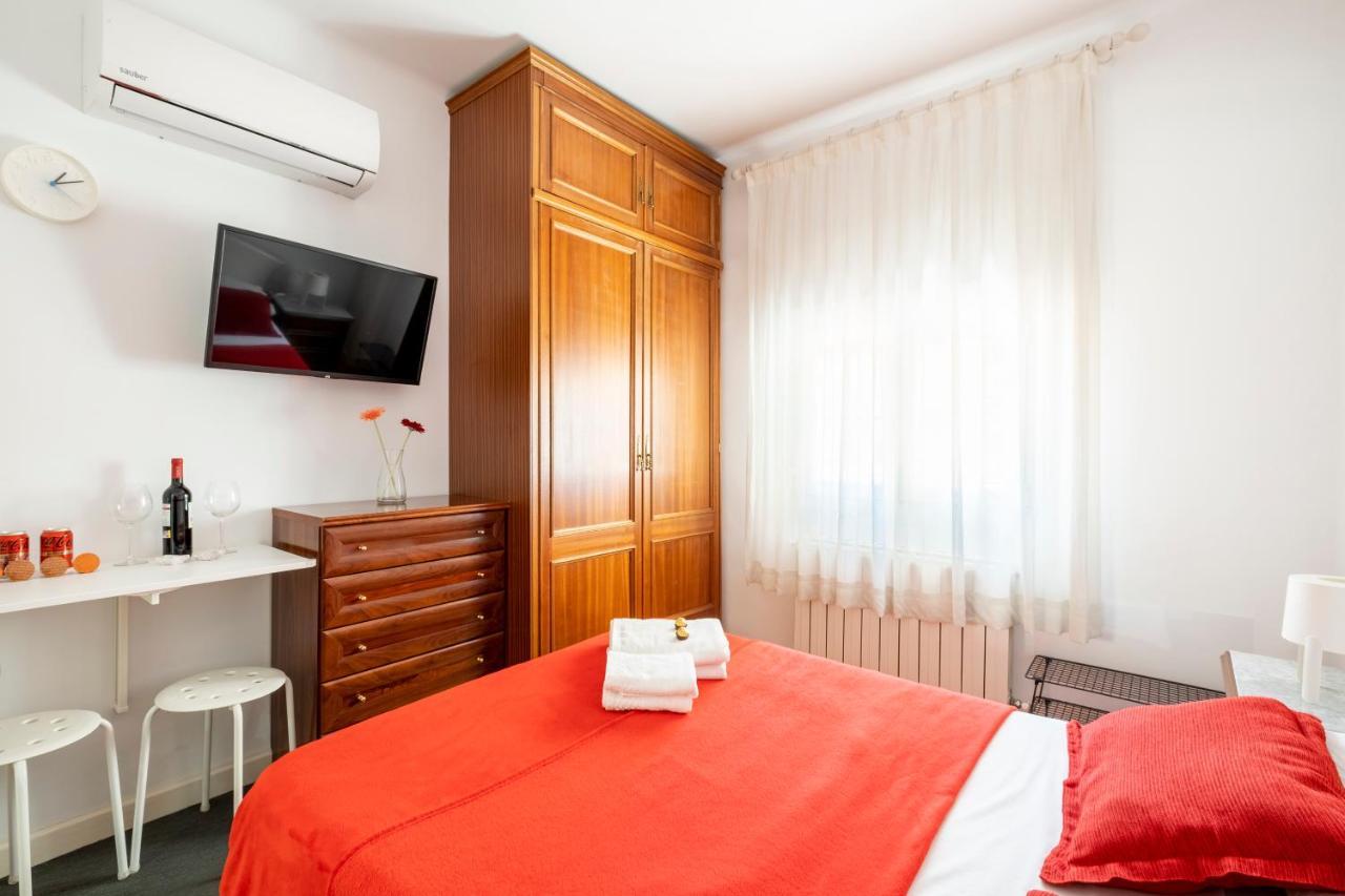 Madrid Center Room Private 7 Minutes Or 4 Metro Stops 외부 사진